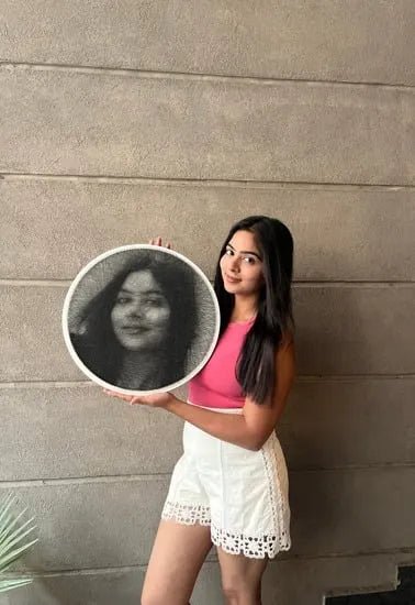 Custom string art portrait handcrafted from photo, framed wall art, personalized gift for couple.